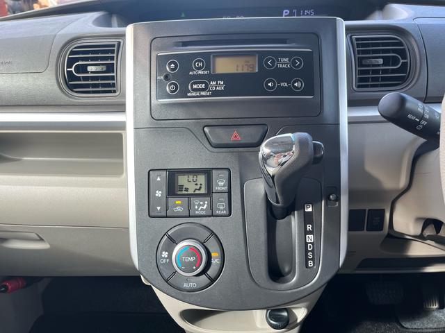 タント Ｘ　禁煙車　ベンチシート　Ｐスライドドア　オートライト　ＣＤ　ＥＴＣ　プッシュスタート　アイドリングストップ　オートエアコン　パワステ　ＡＢＳ　スマートキー　社外アルミ　盗難防止アラーム（3枚目）