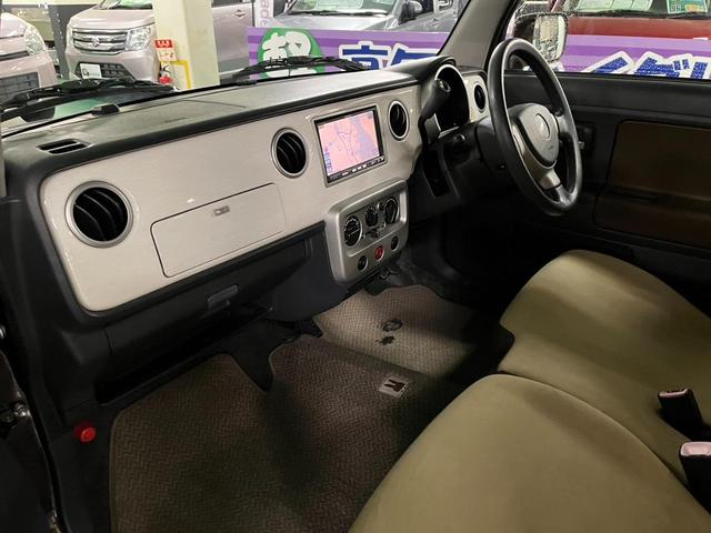 G ユーザー下取り車 4速AT ツートンカラー フルセグHDDナビ ベンチシート キーレスエントリー 純正アルミ 衝突安全ボディ(18枚目)