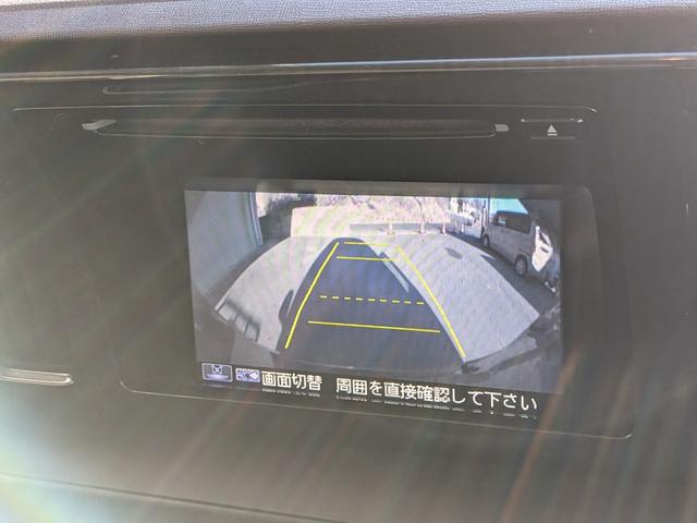 Ｎ－ＯＮＥ プレミアム　禁煙車　純正ディスプレイオーディオ　バックモニター　横滑り防止装置　アイドリングストップ　オートエアコン　ＨＩＤヘッドライト　プッシュスタート　スマートキー　盗難警報装置　純正アルミ　ＥＴＣ付き（21枚目）