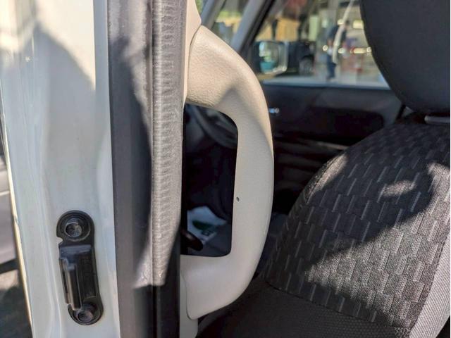 スペーシアカスタム XS 両側パワースライドドア アイドリングストップ オートエアコン ベンチシート ABS HIDヘッドライト プッシュスタート スマートキー 盗難警報装置 電動格納ミラー 純正アルミ ETC付き(27枚目)