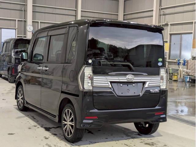 タント カスタムＸ　トップエディションＳＡＩＩＩ　純正ナビ　バックモニター　助手席側パワースライドドア　ハーフレザーシート　衝突被害軽減ブレーキ　車線逸脱警報装置　横滑り防止装置　パーキングセンサー　ＬＥＤヘッドライト　プッシュスタート（15枚目）
