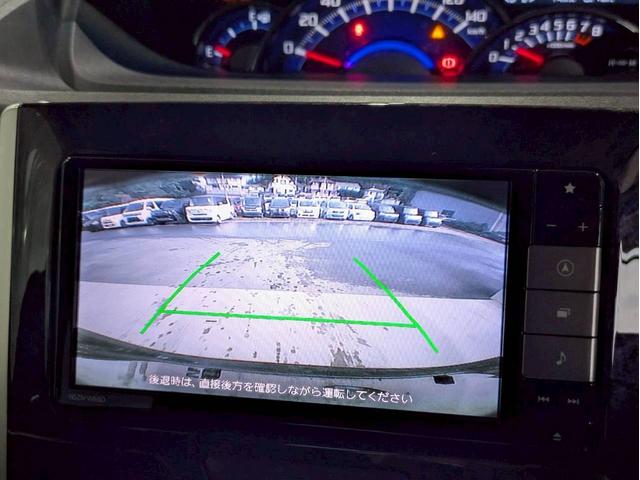 タント カスタムＸ　トップエディションＳＡＩＩＩ　純正ナビ　バックモニター　助手席側パワースライドドア　ハーフレザーシート　衝突被害軽減ブレーキ　車線逸脱警報装置　横滑り防止装置　パーキングセンサー　ＬＥＤヘッドライト　プッシュスタート（21枚目）