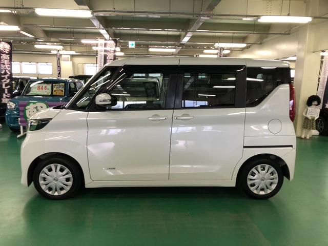 ルークス Ｘ　純正メモリーナビ　アラウンドビューモニター　両側パワスラ　エマージェンシーブレーキ　車線逸脱警報装置　横滑り防止装置　クリアランスソナー　アイドリングストップ　オートエアコン　プッシュスタート（13枚目）