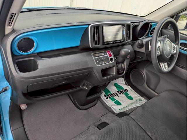 Ｎ－ＯＮＥ ツアラー・Ａパッケージ　ターボ車　ワンオーナー　純正ナビ　バックモニター　衝突被害軽減ブレーキ　横滑り防止装置　オートエアコン　ベンチシート　ＡＢＳ　ＨＩＤ　プッシュスタート　スマートキー　盗難警報装置　純正アルミ（18枚目）