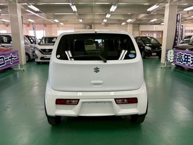 アルト S CVT 横滑り防止装置 アイドリングストップ D席シートヒーター 純正CDオーディオ ABS キーレスエントリー 盗難警報装置 エアコン パワステ パワーウィンドウ Wエアバッグ 電動格納ミラー(10枚目)