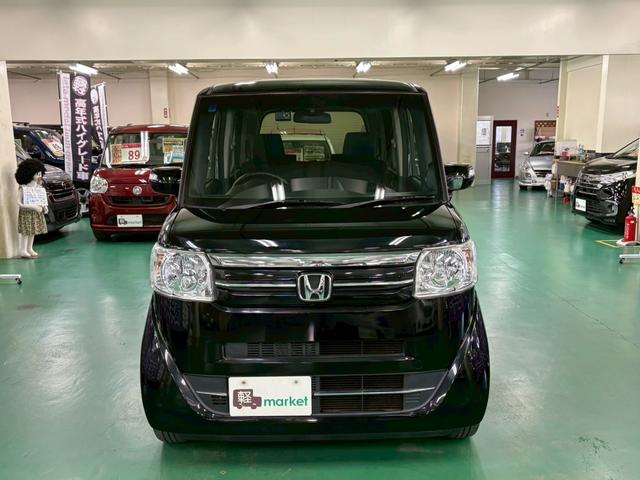 N-BOX G SSパッケージ 両側パワースライドドア 衝突被害軽減ブレーキ 横滑り防止装置 アイドリングストップ オートエアコン 前席シートヒーター HIDヘッドライト プッシュスタート スマートキー 盗難警報装置 ETC付き(8枚目)