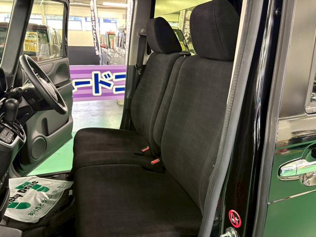 N-BOX G SSパッケージ 両側パワースライドドア 衝突被害軽減ブレーキ 横滑り防止装置 アイドリングストップ オートエアコン 前席シートヒーター HIDヘッドライト プッシュスタート スマートキー 盗難警報装置 ETC付き(16枚目)