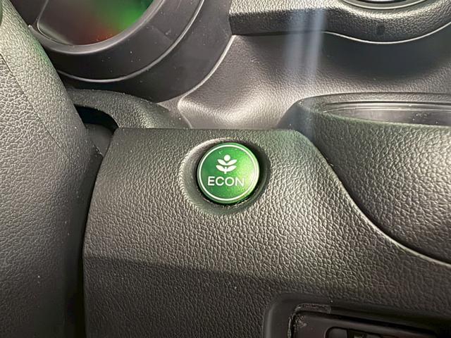 N-BOX G SSパッケージ 両側パワースライドドア 衝突被害軽減ブレーキ 横滑り防止装置 アイドリングストップ オートエアコン 前席シートヒーター HIDヘッドライト プッシュスタート スマートキー 盗難警報装置 ETC付き(22枚目)