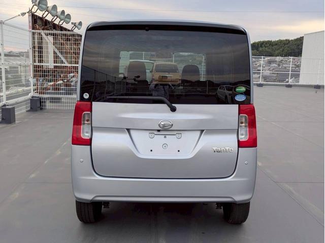 タント Xターボ SAIII 社外フルセグSDナビ Bluetooth 衝突被害軽減ブレーキ 車線逸脱警報装置 横滑り防止装置 アイドリングストップ オートエアコン D席シートヒーター プッシュスタート スマートキー 盗難警報装置(9枚目)