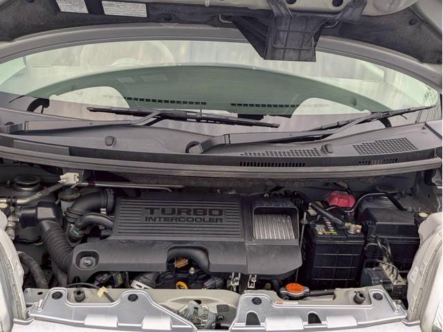 タント Xターボ SAIII 社外フルセグSDナビ Bluetooth 衝突被害軽減ブレーキ 車線逸脱警報装置 横滑り防止装置 アイドリングストップ オートエアコン D席シートヒーター プッシュスタート スマートキー 盗難警報装置(32枚目)