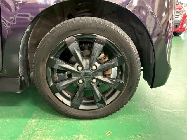 スペーシアカスタム TS ユーザー下取り車 インタークーラーターボ 社外ナビ 両側パワースライドドア アイドリングストップ オートエアコン ベンチシート ABS HID プッシュスタート スマートキー 盗難警報装置 ETC付き(33枚目)