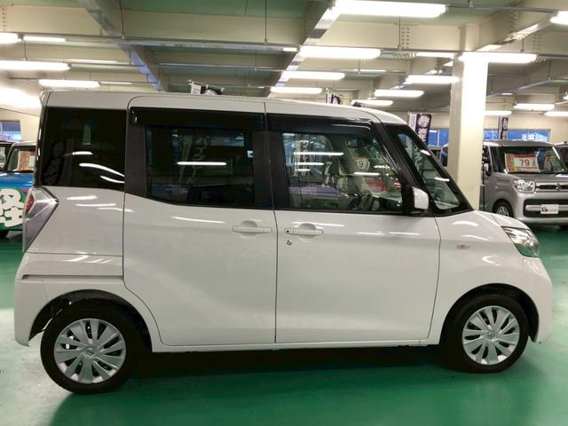 デイズルークス X アラウンドビューモニター 助手席側パワースライドドア エマージェンシーブレーキ 横滑り防止装置 アイドリングストップ オートエアコン ABS プッシュスタート インテリキー オートリトラミラー(11枚目)