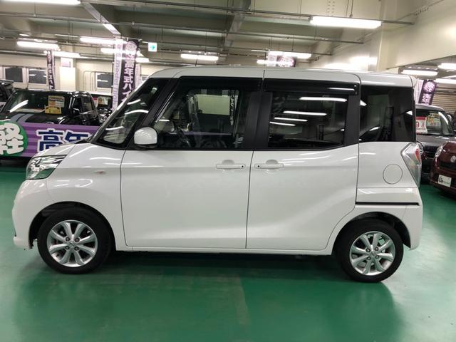 デイズルークス X Vセレクション 4WD ワンオーナー車 純正ナビ アラウンドビューモニター 両側パワースライドドア エマージェンシーブレーキ 横滑り防止装置 アイドリングストップ オートエアコン プッシュスタート ドラレコ ETC(11枚目)