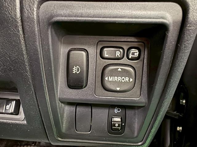 パジェロミニ ＶＲ　ファイナルアニバーサリー　ターボ車　フロア４速ＡＴ　社外ナビ　Ｄ席シートヒーター　エアコン　パワステ　パワーウィンドウ　Ｗエアバッグ　ＡＢＳ　キーレスエントリー　純正アルミ（21枚目）