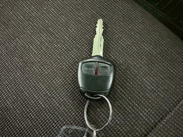 パジェロミニ ＶＲ　ファイナルアニバーサリー　ターボ車　フロア４速ＡＴ　社外ナビ　Ｄ席シートヒーター　エアコン　パワステ　パワーウィンドウ　Ｗエアバッグ　ＡＢＳ　キーレスエントリー　純正アルミ（22枚目）