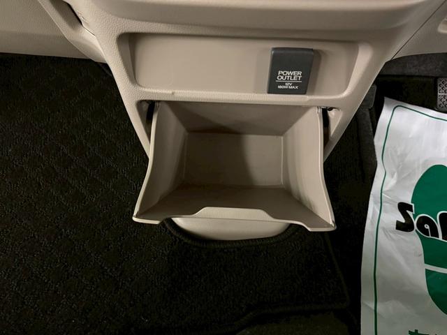 Ｎ－ＷＧＮ Ｇ・Ａパッケージ　衝突被害軽減ブレーキ　横滑り防止装置　アイドリングストップ　オートエアコン　ベンチシート　ＡＢＳ　ＨＩＤヘッドライト　プッシュスタート　スマートキー　盗難警報装置　電動格納ミラー（27枚目）