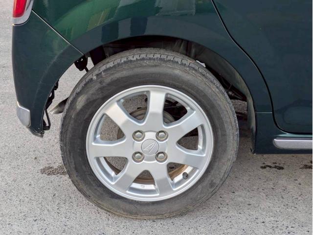 ミラジーノ プレミアムＸ　フロア４速ＡＴ　純正ＣＤオーディオ　オートエアコン　ＡＢＳ　キーレスエントリー　盗難警報装置　パワステ　パワーウィンドウ　Ｗエアバッグ　電動格納ミラー　純正アルミ（33枚目）