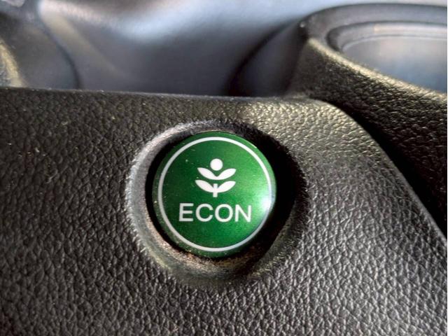 N-BOX G・Lパッケージ 両側パワースライドドア 衝突被害軽減ブレーキ 横滑り防止装置 アイドリングストップ オートエアコン ABS HIDヘッドライト プッシュスタート スマートキー 盗難警報装置 オートリトラミラー ETC(22枚目)