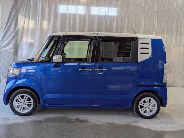 N-BOX G・ターボLパッケージ ワンオーナー車 純正ナビ Bluetooth バックカメラ 両側パワースライドドア 横滑り防止装置 アイドリングストップ オートエアコン ABS プッシュスタート スマートキー 電動格納ミラー(10枚目)