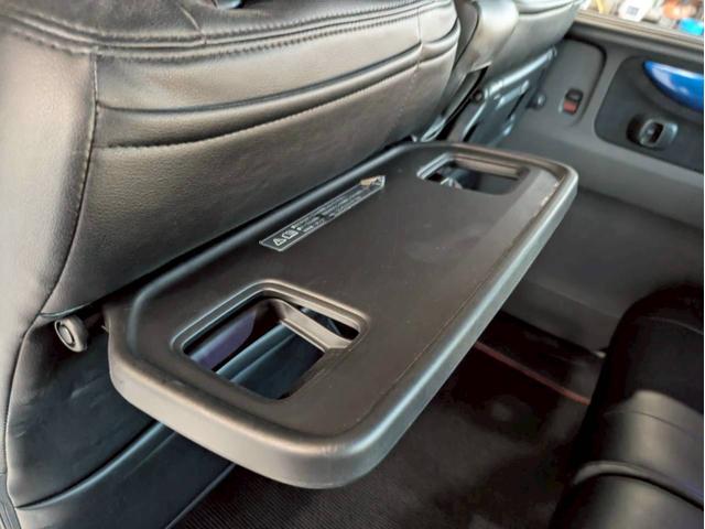 N-BOX G・ターボLパッケージ ワンオーナー車 純正ナビ Bluetooth バックカメラ 両側パワースライドドア 横滑り防止装置 アイドリングストップ オートエアコン ABS プッシュスタート スマートキー 電動格納ミラー(32枚目)