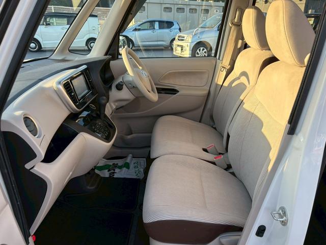 当社のアフターサービスですが、鈑金・塗装の自社工場をはじめ、自社の車検整備工場がございます。