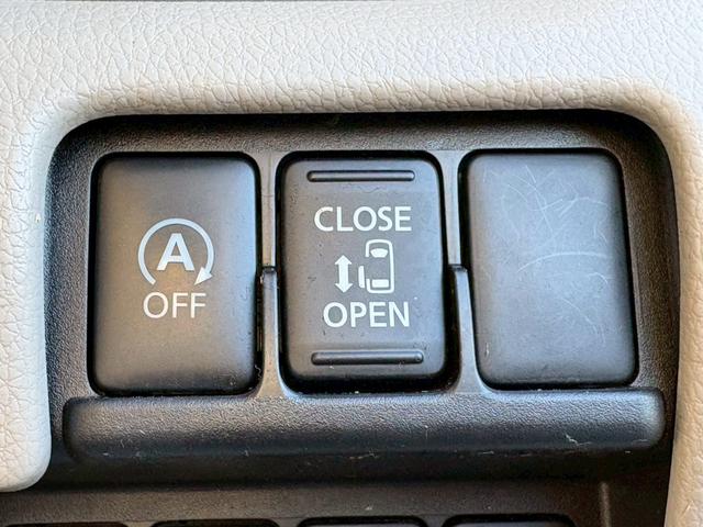 キッズスペースがあるのでお子さんを預けていただければ安心してお車を見ることができます♪おもちゃもたくさんあります♪