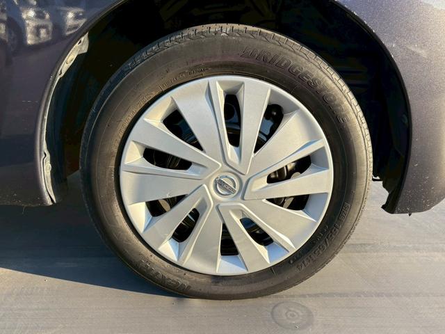 車が大好きなスタッフが心をこめて接客いたします。お客様一人一人のお車に対する思いや気持ちをうかがい、充実した時間が過ごせるよう努めます。