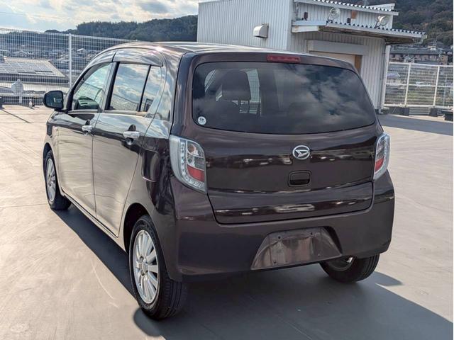 ミライース Ｘ　リミテッドＳＡ　アクセル踏み間違い防止装置　横滑り防止装置　エコアイドル　社外ＣＤオーディオ　ＡＢＳ　キーレスエントリー　盗難警報装置　エアコン　パワステ　パワーウィンドウ　Ｗエアバッグ　電動格納ミラー　純正アルミ（14枚目）