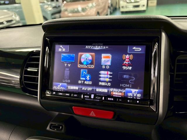 N-BOXカスタム G・ターボAパッケージ 社外ナビ バックモニター 両側パワースライドドア 衝突被害軽減ブレーキ 横滑り防止装置 アイドリングストップ オートエアコン HIDヘッドライト プッシュスタート 純正アルミ ドラレコ ETC付き(20枚目)