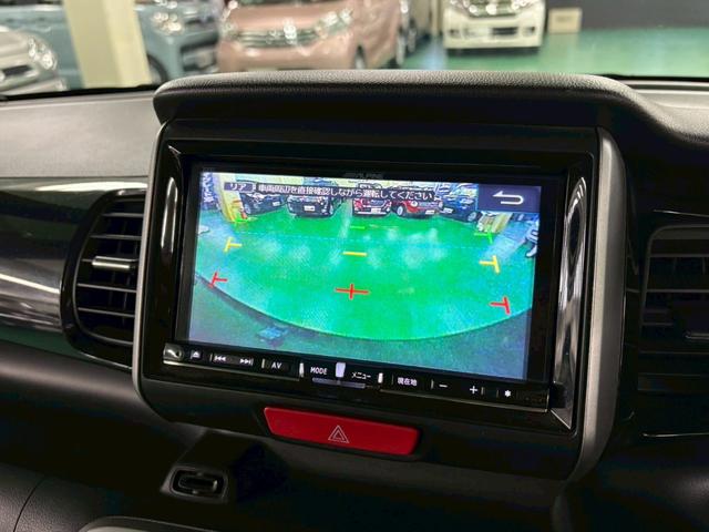 N-BOXカスタム G・ターボAパッケージ 社外ナビ バックモニター 両側パワースライドドア 衝突被害軽減ブレーキ 横滑り防止装置 アイドリングストップ オートエアコン HIDヘッドライト プッシュスタート 純正アルミ ドラレコ ETC付き(21枚目)