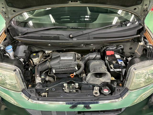 N-BOXカスタム G・ターボAパッケージ 社外ナビ バックモニター 両側パワースライドドア 衝突被害軽減ブレーキ 横滑り防止装置 アイドリングストップ オートエアコン HIDヘッドライト プッシュスタート 純正アルミ ドラレコ ETC付き(32枚目)