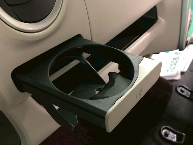 デイズ Ｘ　後期モデル　社外ナビ　アラウンドビューモニター　エマージェンシーブレーキ　横滑り防止装置　アイドリングストップ　オートエアコン　ＡＢＳ　プッシュスタート　インテリキー　オートリトラミラー（30枚目）