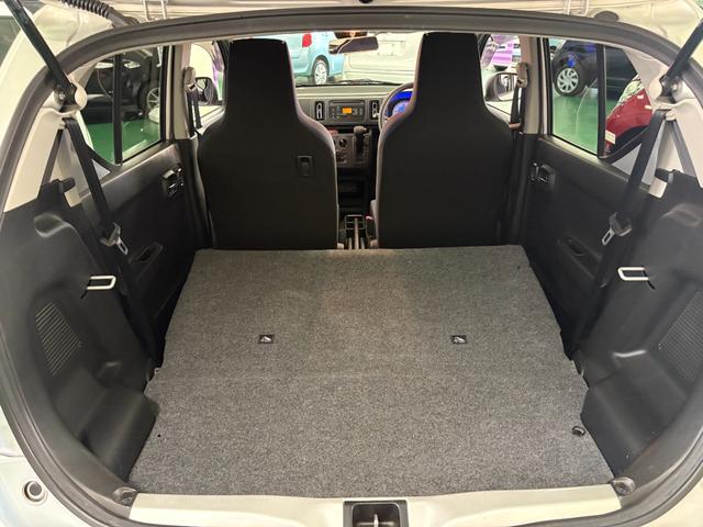 アルト Ｌリミテッド　４０周年記念特別仕様車　レーダーブレーキ　ＡＢＳ　キーレス　ＥＴＣ　コーナーセンサー　車線逸脱警報装置　横滑り防止装置（17枚目）