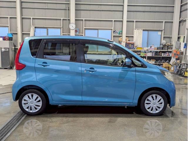 デイズ Ｘ　オーディオレス　アラウンドビューモニター　アイドリングストップ　オートエアコン　ベンチシート　ＡＢＳ　プッシュスタート　スマートキー　オートリトラミラー（11枚目）