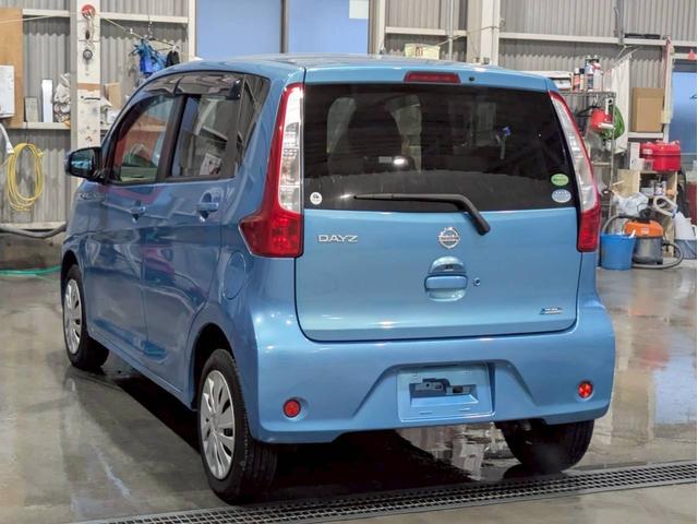 デイズ Ｘ　オーディオレス　アラウンドビューモニター　アイドリングストップ　オートエアコン　ベンチシート　ＡＢＳ　プッシュスタート　スマートキー　オートリトラミラー（14枚目）