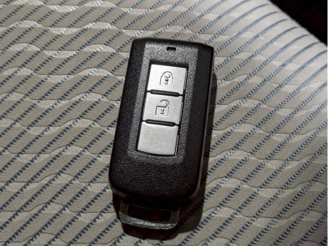 デイズ Ｘ　オーディオレス　アラウンドビューモニター　アイドリングストップ　オートエアコン　ベンチシート　ＡＢＳ　プッシュスタート　スマートキー　オートリトラミラー（26枚目）