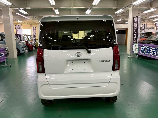 タント Ｘ　純正ナビ　バックモニター　助手席側パワースライドドア　衝突被害軽減ブレーキ　車線逸脱警報装置　横滑り防止装置　アイドリングストップ　オートエアコン　ＬＥＤヘッドライト　ナビ連動ドラレコ（9枚目）