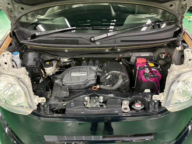 Ｎ－ＢＯＸ Ｇ　ＳＳパッケージ　社外ナビ　両側パワースライドドア　横滑り防止装置　アイドリングストップ　オートエアコン　ＡＢＳ　プッシュスタート　スマートキー　盗難警報装置　純正アルミ　ドラレコ　ＥＴＣ付き（32枚目）