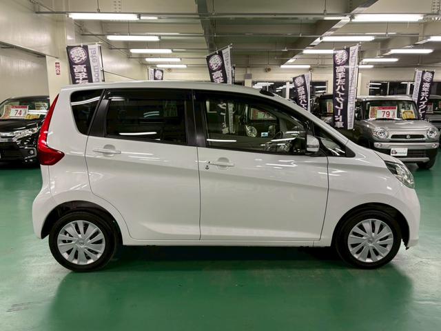 デイズ X アラウンドビューモニター アイドリングストップ オートエアコン ベンチシート ABS プッシュスタート スマートキー オートリトラミラー(10枚目)