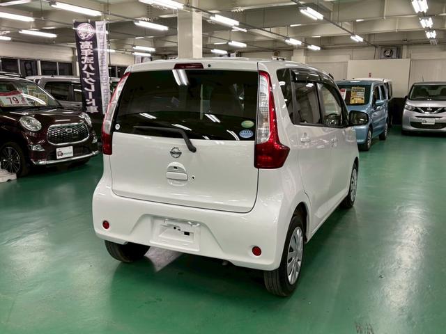 デイズ X アラウンドビューモニター アイドリングストップ オートエアコン ベンチシート ABS プッシュスタート スマートキー オートリトラミラー(14枚目)