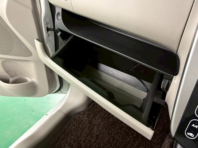 デイズ X アラウンドビューモニター アイドリングストップ オートエアコン ベンチシート ABS プッシュスタート スマートキー オートリトラミラー(28枚目)