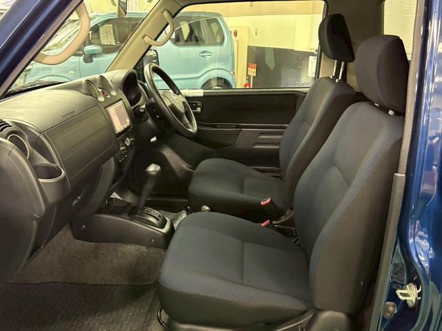 キックス RX 4WD ターボ車 社外SDナビ フロア4速AT エアコン パワステ パワーウィンドウ Wエアバッグ ABS キーレスエントリー 純正アルミ ETC付き(21枚目)