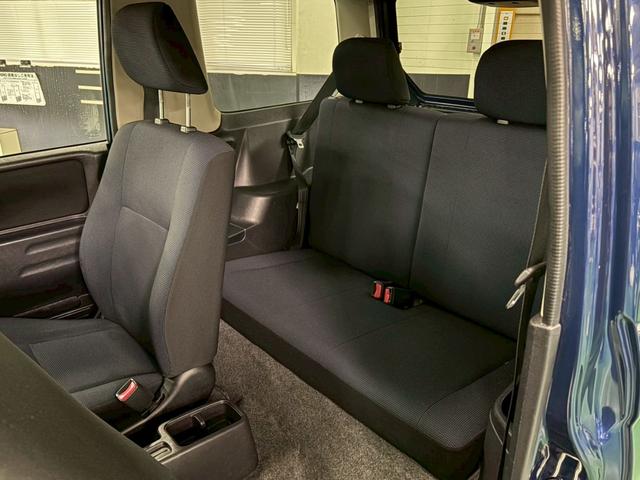 キックス RX 4WD ターボ車 社外SDナビ フロア4速AT エアコン パワステ パワーウィンドウ Wエアバッグ ABS キーレスエントリー 純正アルミ ETC付き(22枚目)