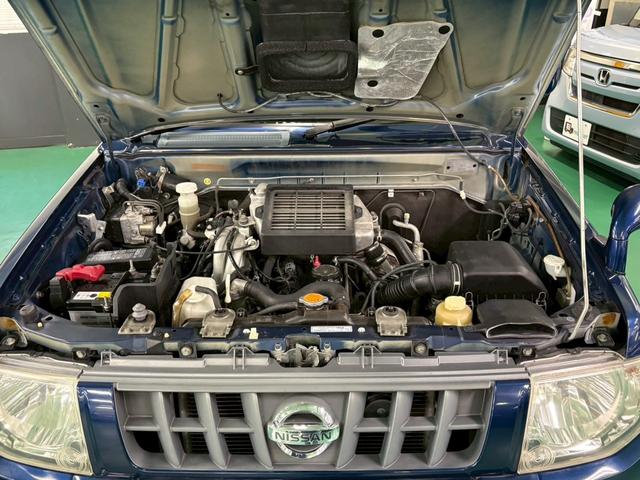 キックス RX 4WD ターボ車 社外SDナビ フロア4速AT エアコン パワステ パワーウィンドウ Wエアバッグ ABS キーレスエントリー 純正アルミ ETC付き(32枚目)