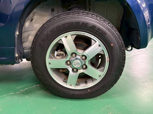 キックス RX 4WD ターボ車 社外SDナビ フロア4速AT エアコン パワステ パワーウィンドウ Wエアバッグ ABS キーレスエントリー 純正アルミ ETC付き(33枚目)