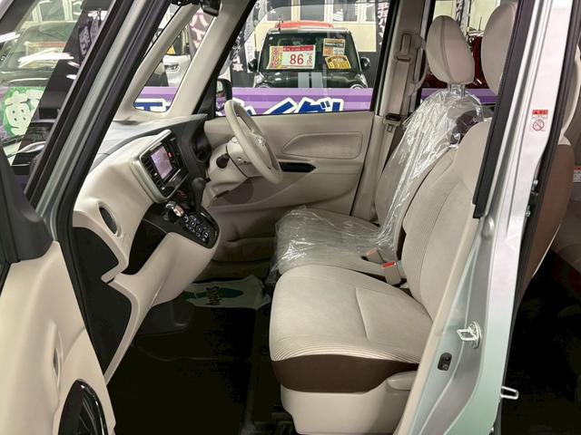 デイズルークス X 後期モデル アラウンドビューモニター 助手席側パワースライドドア エマージェンシーブレーキ 横滑り防止装置 アイドリングストップ オートエアコン ABS プッシュスタート オートリトラミラー(17枚目)