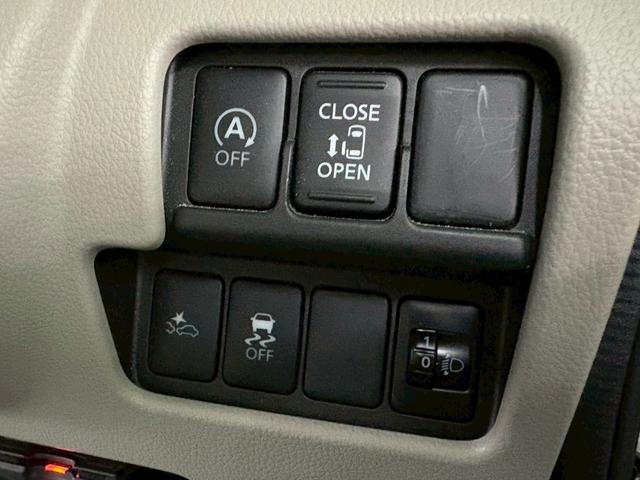 デイズルークス X 後期モデル アラウンドビューモニター 助手席側パワースライドドア エマージェンシーブレーキ 横滑り防止装置 アイドリングストップ オートエアコン ABS プッシュスタート オートリトラミラー(27枚目)