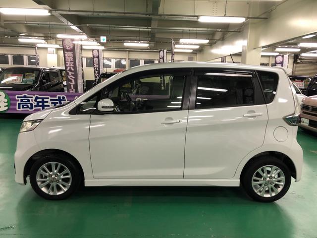 デイズ ハイウェイスター X 純正フルセグSDナビ BLUETOOTHオーディオ バックカメラ アイドリングストップ オートエアコン ベンチシート ABS HIDヘッドライト プッシュスタート インテリキー 純正アルミ(11枚目)