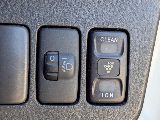 ミラジーノ プレミアムX 社外フルセグナビ Bluetooth フロア4速AT ハーフレザーシート オートエアコン ABS キーレスエントリー 盗難警報装置 パワステ パワーウィンドウ Wエアバッグ 電動格納ミラー 純正アルミ(28枚目)