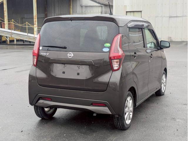 デイズ X ワンオーナー車 純正ナビ アラウンドビューモニター エマージェンシーブレーキ 車線逸脱警報装置 横滑り防止装置 クリアランスソナー アイドリングストップ ABS プッシュスタート 純正アルミ ETC(14枚目)